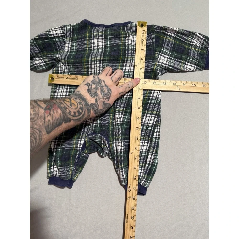 RARE Vintage Disney flannel 101 Dalmations baby jumpsuit, 3‎ months